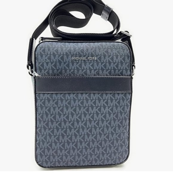 Michael Kors Crossbody Bag Unisex Cooper Flight Travel Bag Admiral Blue - Picture 1 of 11
